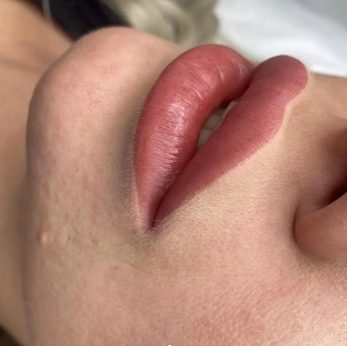 Non-Alcoholic, pH Balanced Cleanser