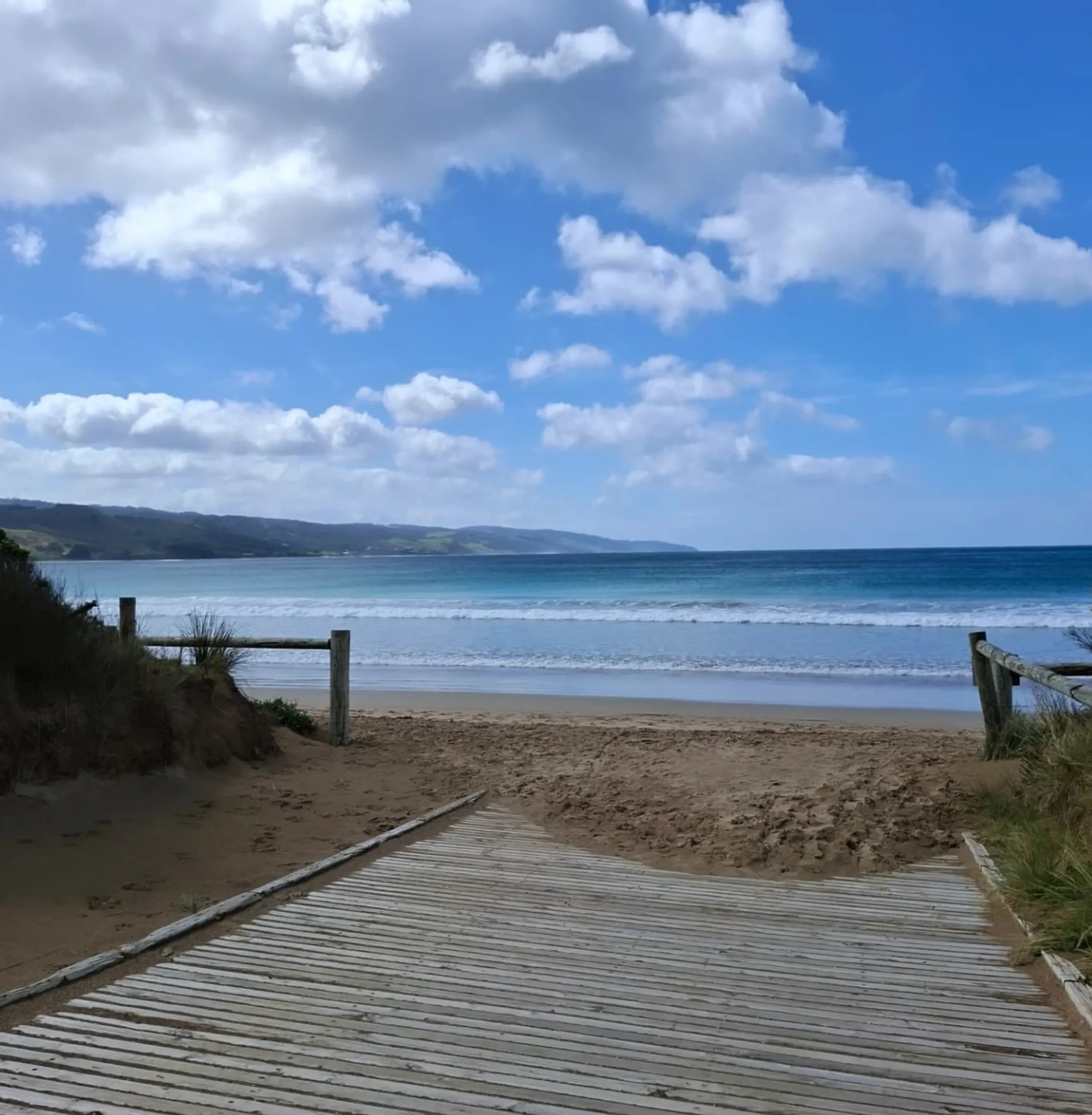 Can you walk the Great Ocean Road