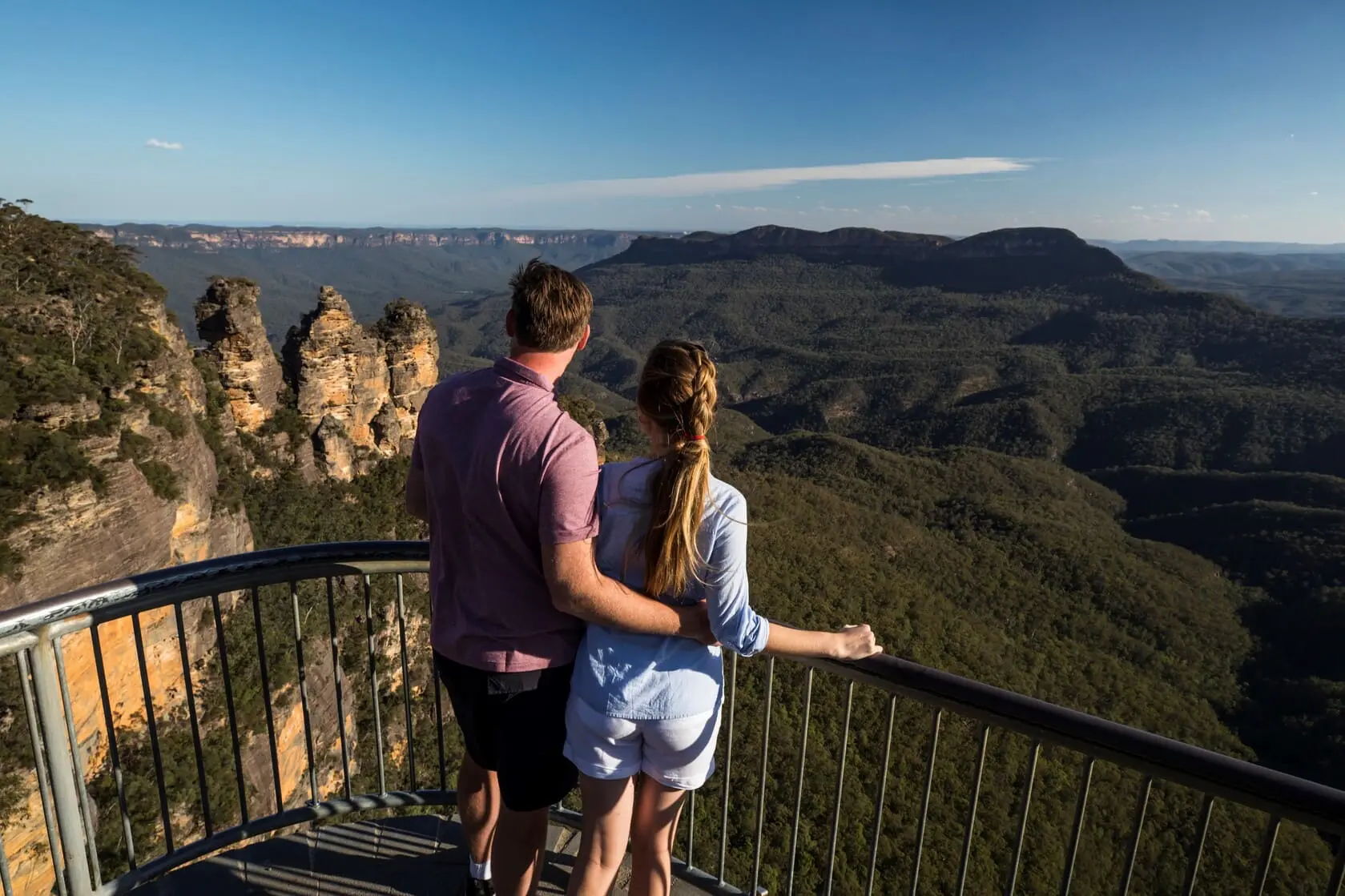 what makes the blue mountains blue