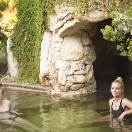 peninsula hot springs tours